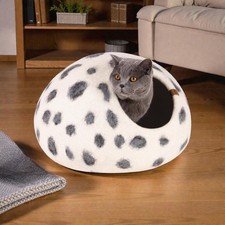 Spotty Cat Cave Handmade