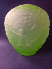 Art Deco uranium frosted glass Lalique style vase/lamp Archer pattern