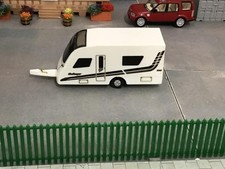 1:76  Tourer Caravan