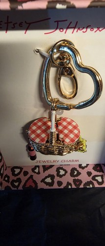 Betsey johnson picnic wine - johnson,