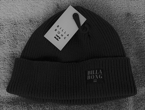 Nwt billabong ribbed black - black, one