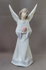 LLADRO FIGURE OF  JOY OF THE