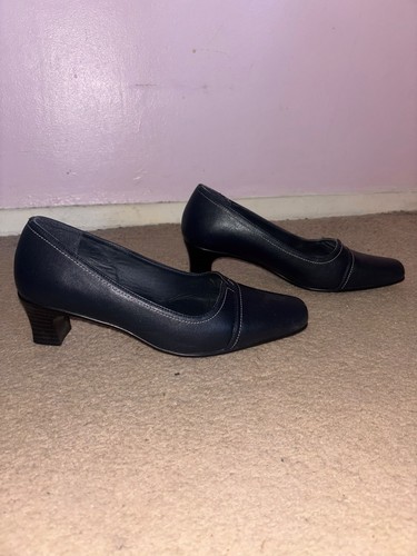 Navy pumps court shoes - court,