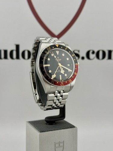 2026 tudor black - black, 58