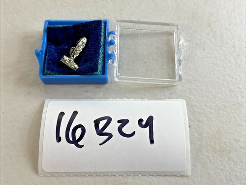 Rare nice gavel brooch pin - rare,