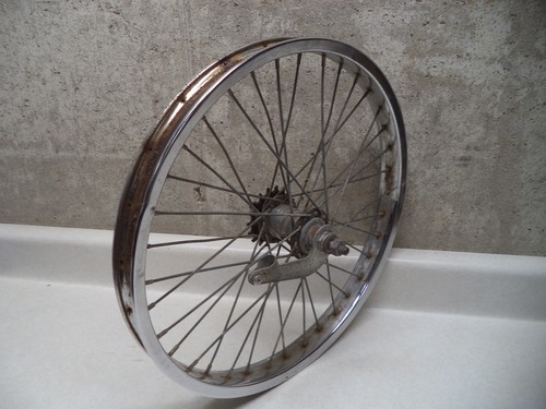 Schwinn scrambler rear rim - rear,