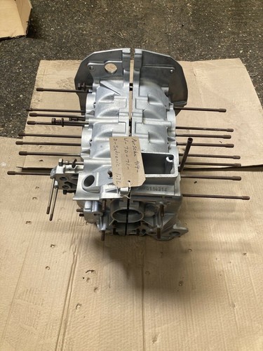 Porsche 914 engine case - engine,