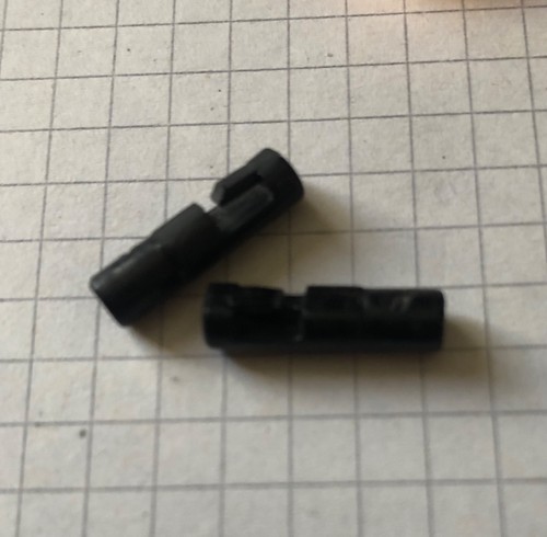Coin mech side pin - coin, of)