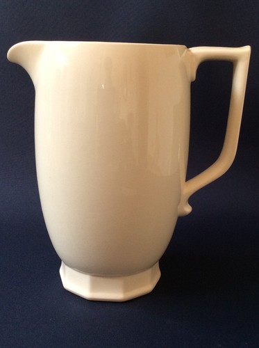 Keith murray signed wedgwood - keith,