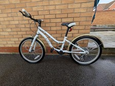 HAZE Kids Bike Designed for Girls In The 8-11 Age Range. Great Condition