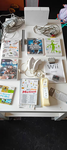 Nintendo wii white pal console - nintendo,