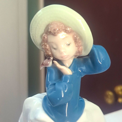 Lladró nao porcelain girl - nao,