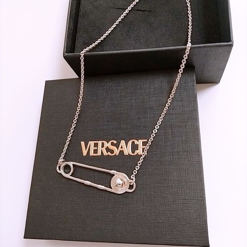 Versace safety pin chain - pin,