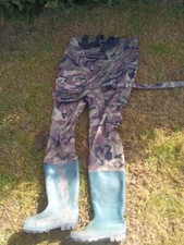 Waterproof Chest Waders & Boots Camo for Fishing Water Gardening Work Sizes 7-12