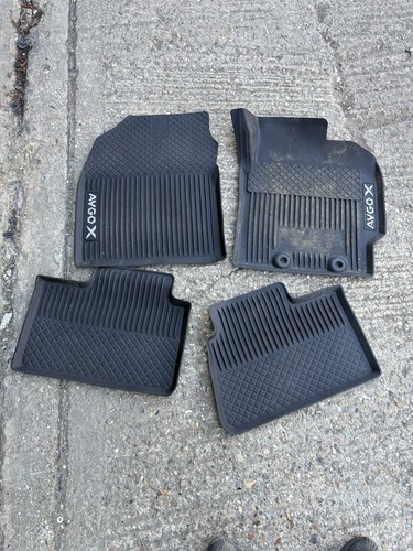 Toyota aygo floor mats - aygo,