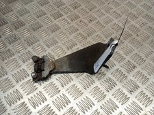 VAUXHALL VIVARO E5 2015-2019 LEFT SLIDING SIDE DOOR RAIL ROLLER BRACKET (BOTTOM)