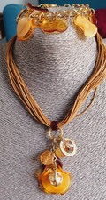 Amber Glass Pendent Necklace & Matching Bracelet Set Antica Murrina Jewellery