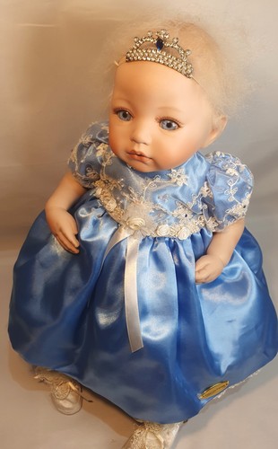 Porcelain doll dianna - by,