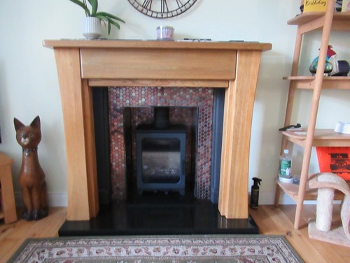 Stunning fireplace surround - stunning,
