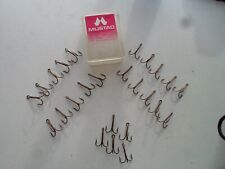 Pack of 25 MUSTAD Size 1  No  3551 Bronzed Treble Hooks Boxed