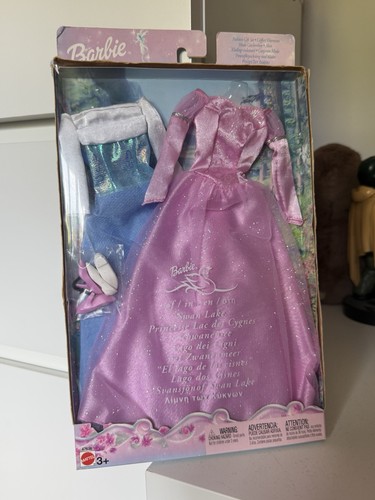 Rare barbie swan lake fashion - rare,