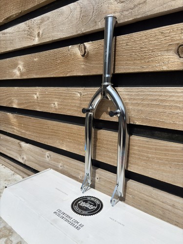 Colony sweet tooth forks