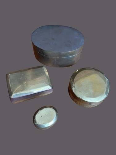 Antique collection brass - of,