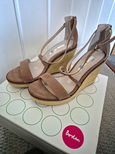 Boden brown suede wedge - boden,