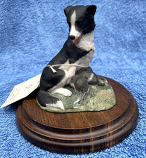 Hand Painted Border Collie with pups Figurine (Richard Cooper & Co) with Tags