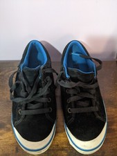 teva shoes 1001983 black suede leather size 6 used blue trim flat pedal biking 