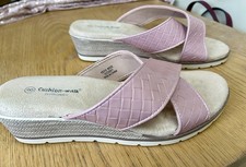 Cushion Walk Dusky Pink Slip On Wedge Sandals. Size 8EEE. Wide Fit.