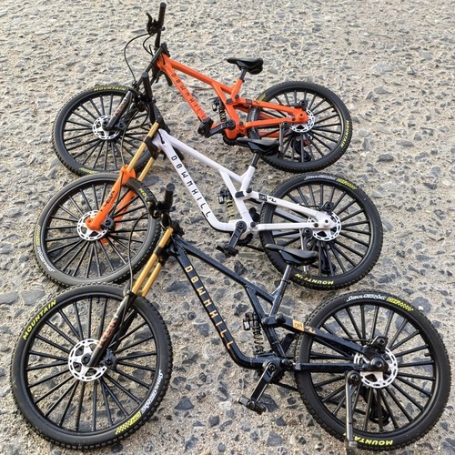 Scale mountain bike model - scale,