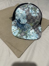Gucci Bumble Blossom Cap -Size