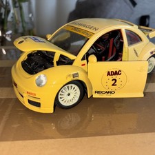 BURAGO 1/24 VW NEW BEETLE CUP 1999 YELLOW MODEL RACING CAR, MADE IN ITALY.