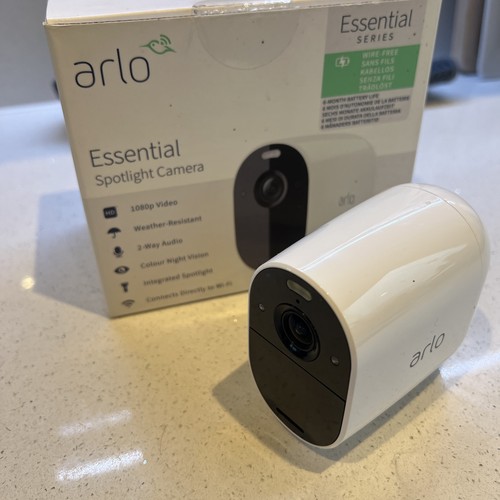 Arlo vmc2030 spotlight cctv - arlo,