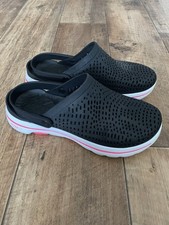 Women’s Cali Gear Skechers