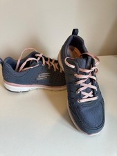 Skechers Lite-Weight Trainers