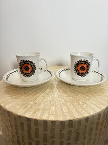 Pair vintage inca - of, cups