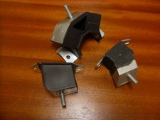 RENAULT 5 GT TURBO NEW RUBBER ENGINE MOUNTS LEFT RIGHT REAR MOUNTINGS FULL SET