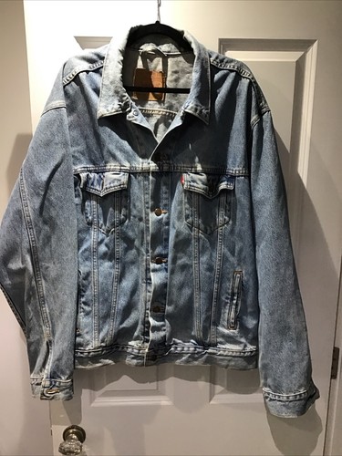 Preloved authentic used levi - used,