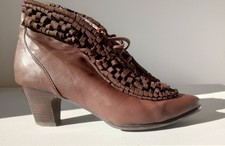 Miss L Fire chocolate brown