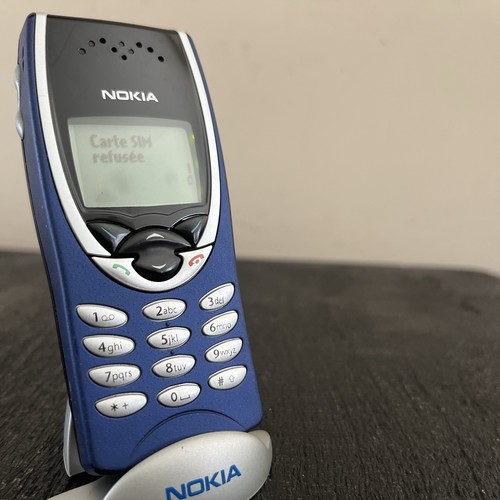 Nokia 8210 blue - nokia,