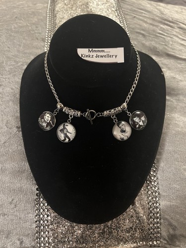 Elvis presley necklace unique - presley,