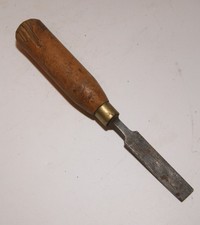 VINTAGE ANTIQUE WOOD CHISEL