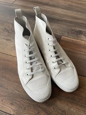Bee Inspired white leather men trainers size 10(44)
