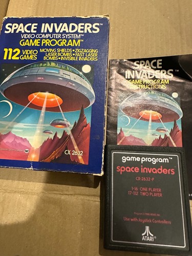 Atari 2600 space invaders - atari,