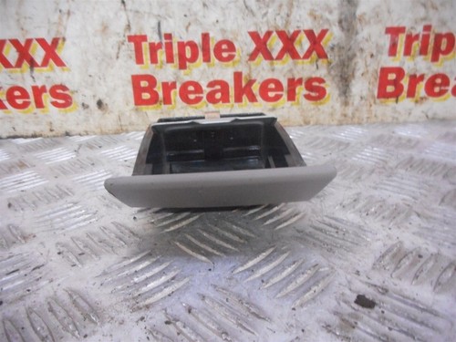 Bfd004659 2009 mitsubishi l200 - mitsubishi,