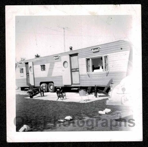 Mobile home caravan trailer - home,