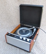 SUPERB ITT-KB TEAK VINTAGE RECORD PLAYER - FULLY SERVICED & WORKING
