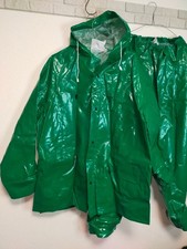 heavy and thick gloss green